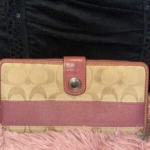 Coach wallet